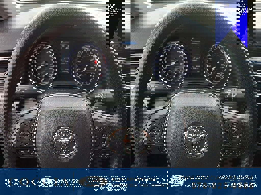 Used 2019 Toyota Camry LE image 20