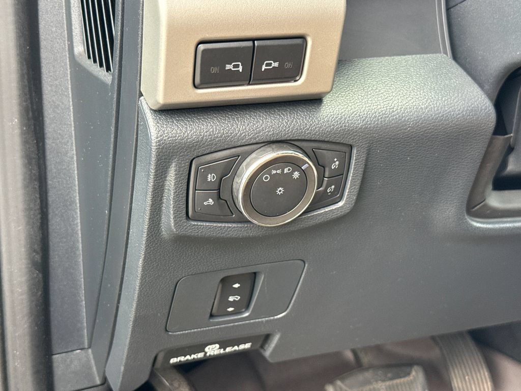 Certified 2022 Ford F250 Lariat AWD/4WD image 13