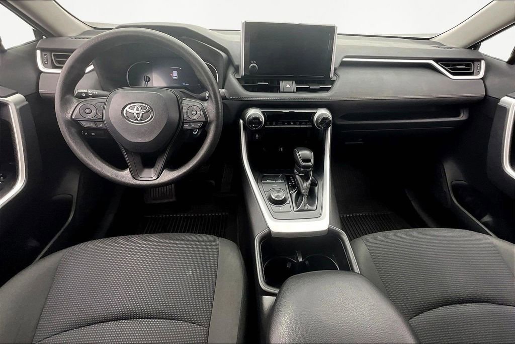 Used 2024 Toyota RAV4 LE image 16