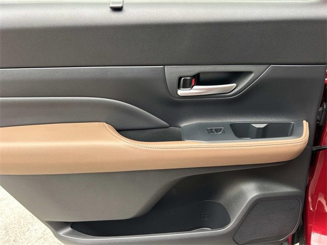 Used 2024 Toyota Grand Highlander Platinum image 18
