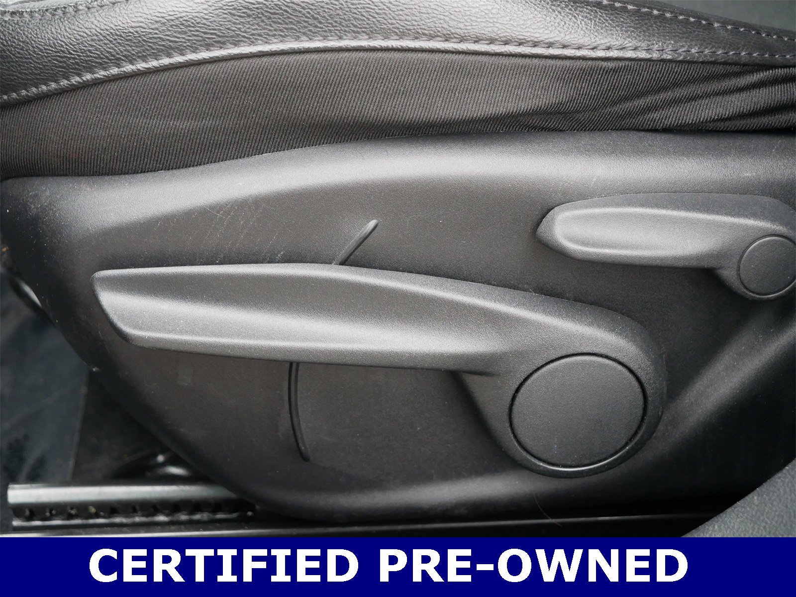 Used 2024 Jeep Compass Trailhawk image 13