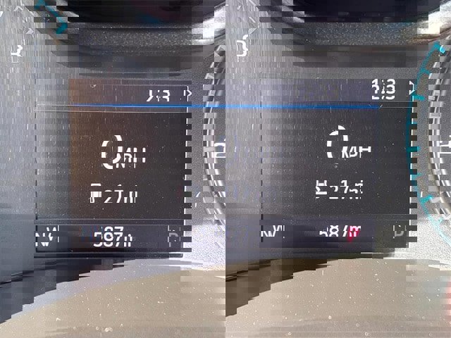 Used 2021 GMC Canyon AT4 w/ Driver Alert Package image 17