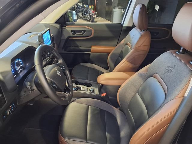 Certified 2023 Ford Bronco Sport Outer Banks AWD/4WD image 16
