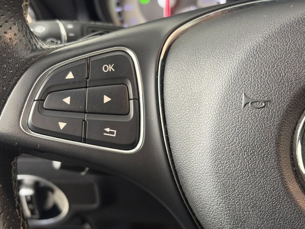 Used 2017 Mercedes-Benz GLA 250 4MATIC image 17