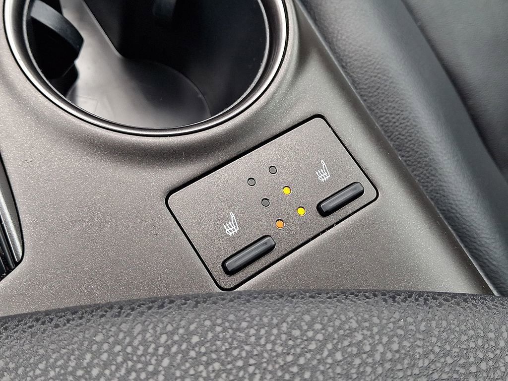 Used 2022 Toyota Camry XSE FWD image 24