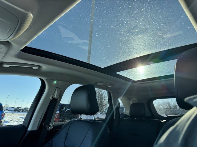 Certified 2022 Ford Edge Titanium image 19