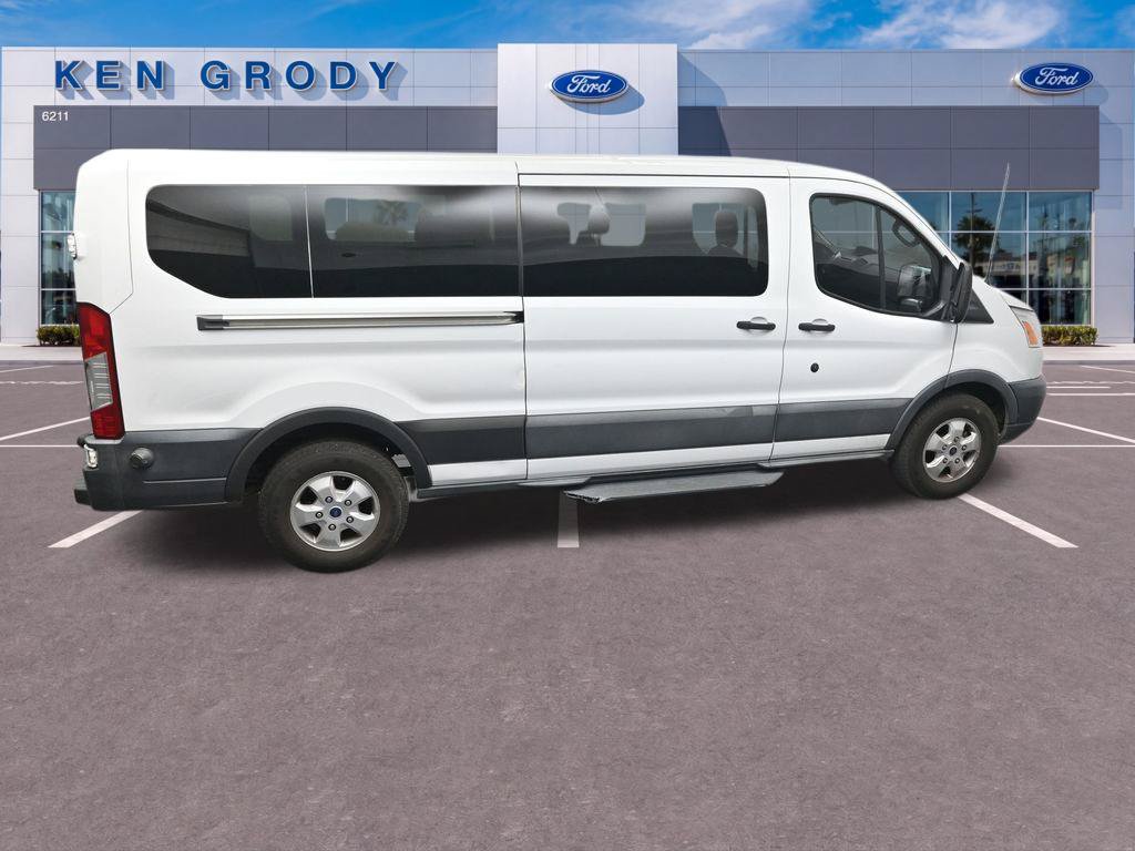 Certified 2017 Ford Transit 350 XLT RWD image 13