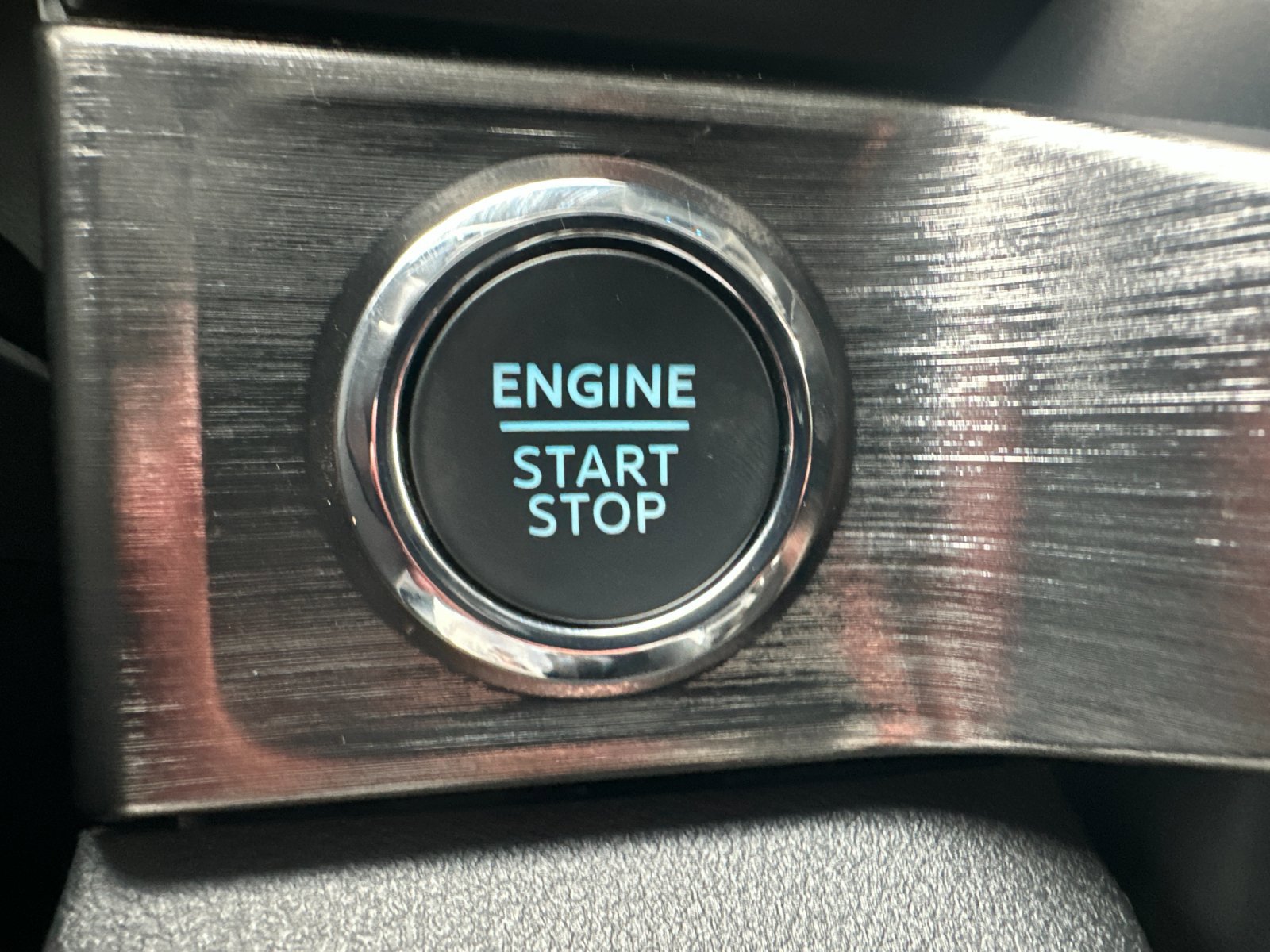 Certified 2024 Ford F250 Lariat w/ Lariat Ultimate Package image 23