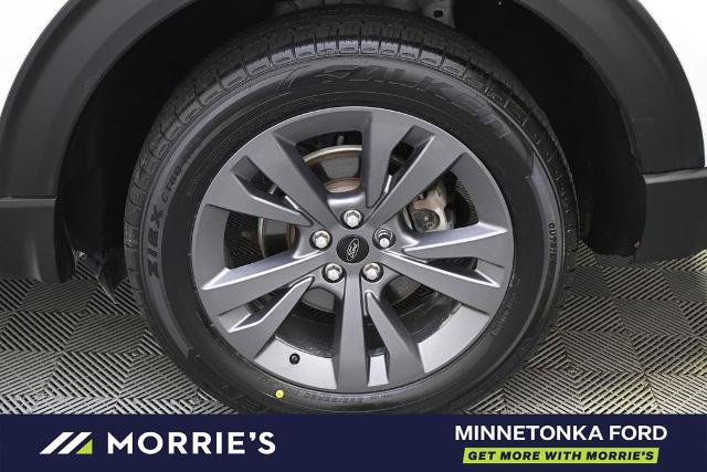 Certified 2023 Ford Explorer XLT w/ Equipment Group 202A AWD/4WD image 19