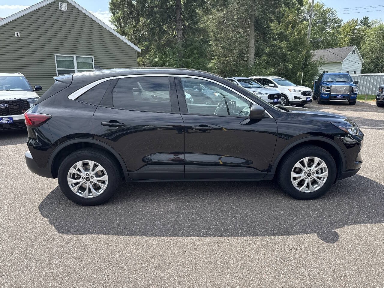 Certified 2024 Ford Escape Active AWD/4WD image 9