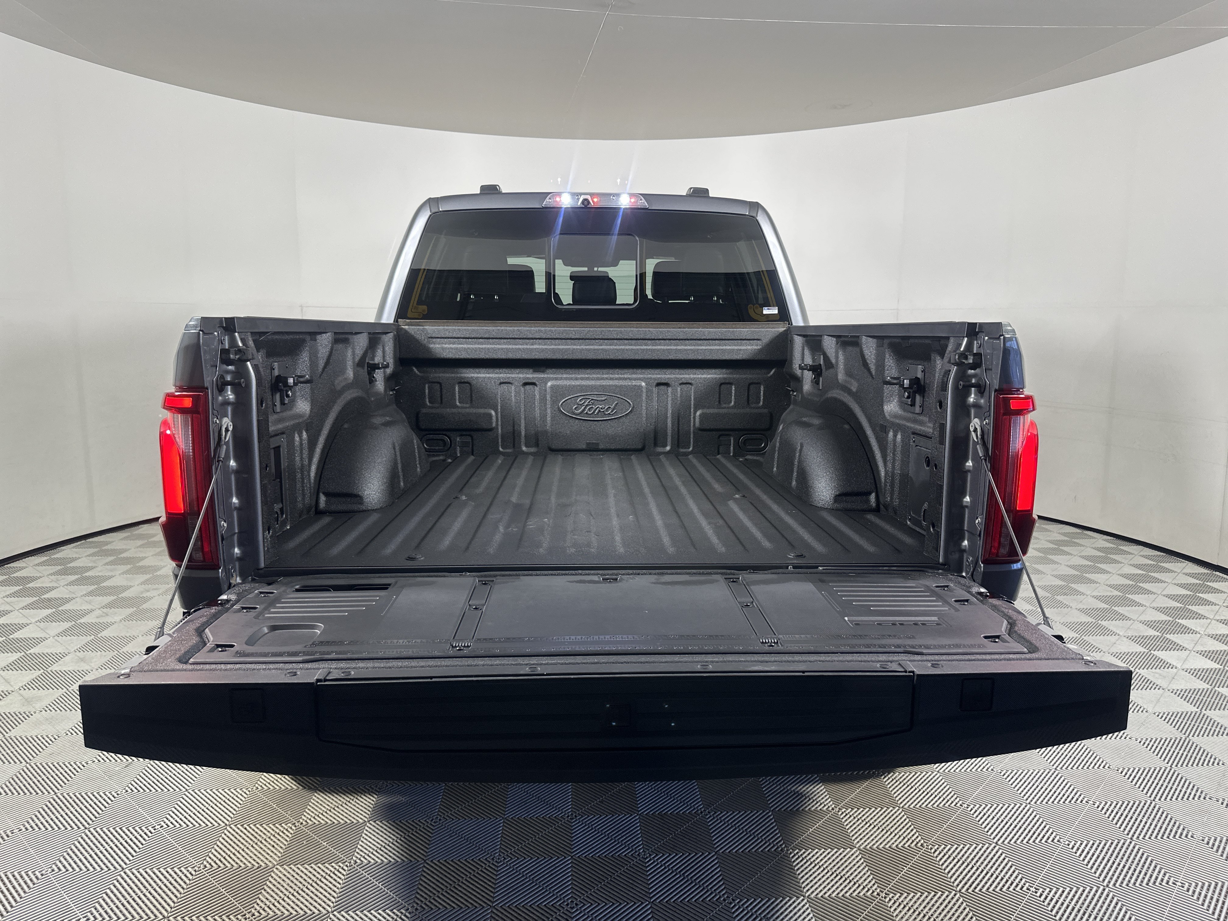 Certified 2024 Ford F150 Raptor AWD/4WD image 27