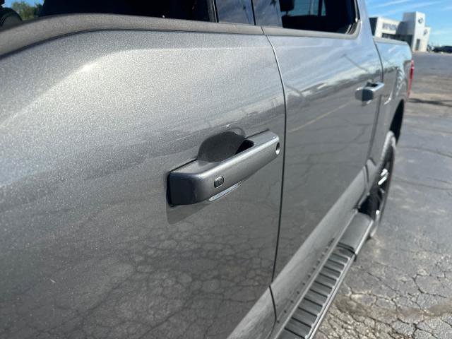 Certified 2025 Ford F150 Lariat w/ Equipment Group 502A High AWD/4WD image 9