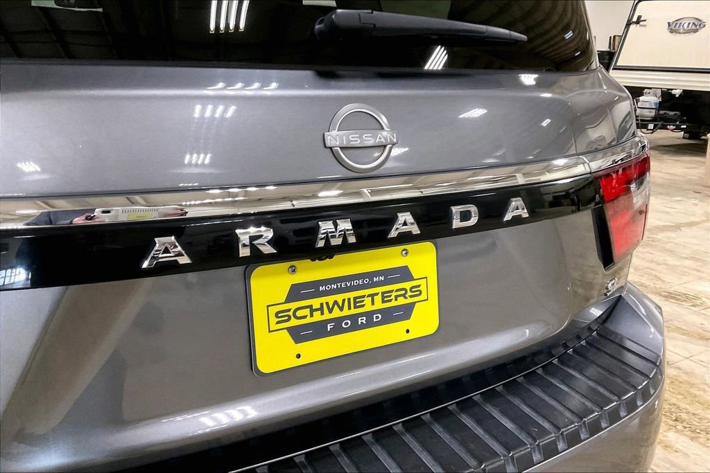 Used 2024 Nissan Armada SL image 10