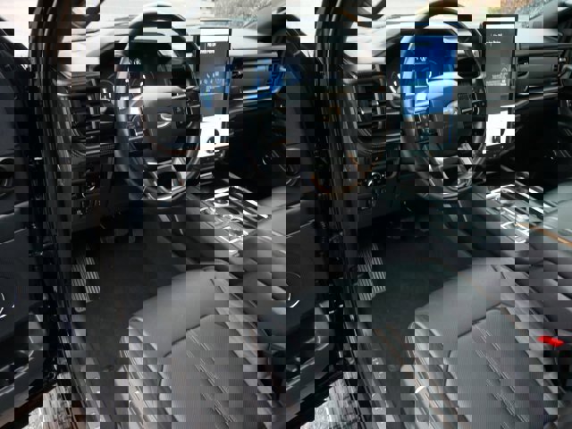 Certified 2023 Ford Expedition Platinum image 12