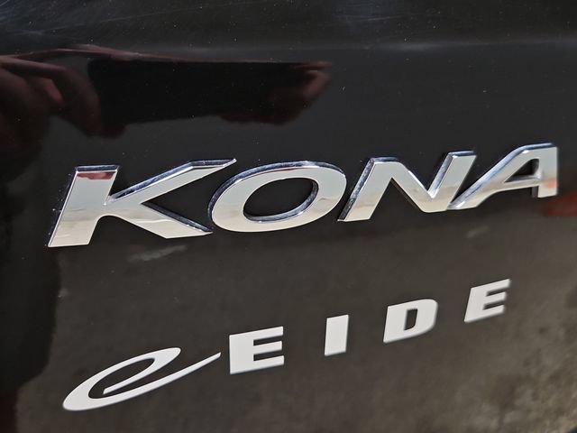Used 2023 Hyundai Kona SEL w/ Cargo Package AWD/4WD image 29