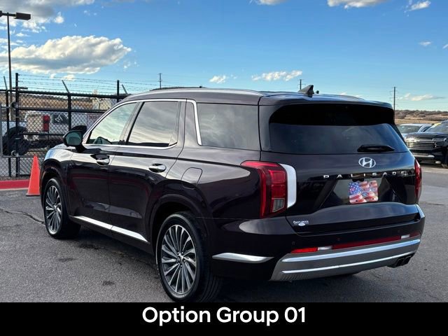 Used 2024 Hyundai Palisade Calligraphy image 3