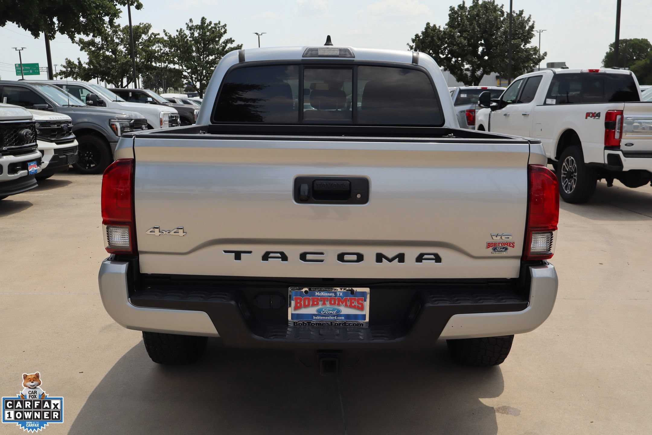 Used 2023 Toyota Tacoma SR AWD/4WD image 4