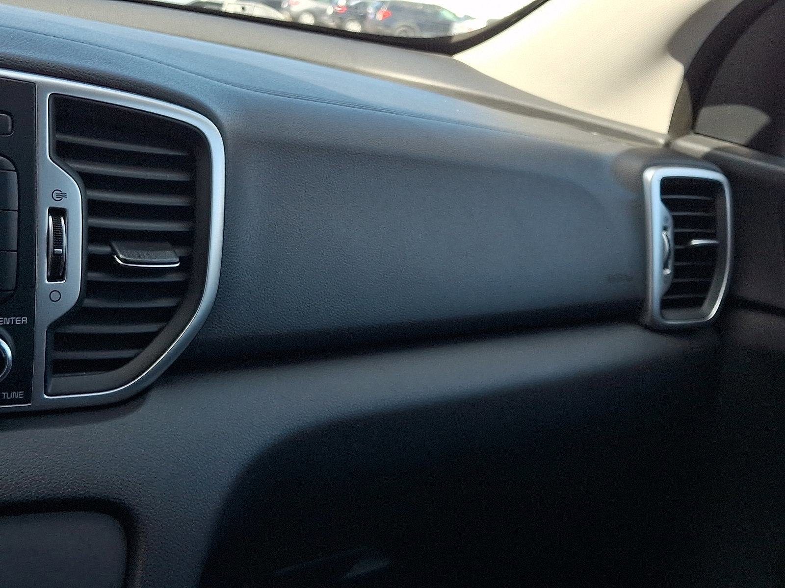 Used 2018 Kia Sportage LX image 25