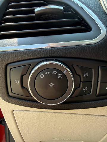 Certified 2023 Ford Edge Titanium AWD/4WD image 16