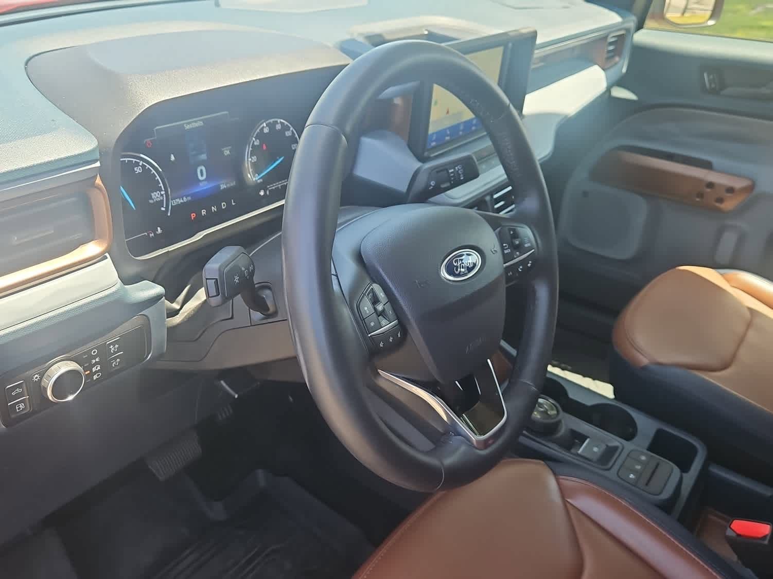 Certified 2024 Ford Maverick Lariat FWD image 2