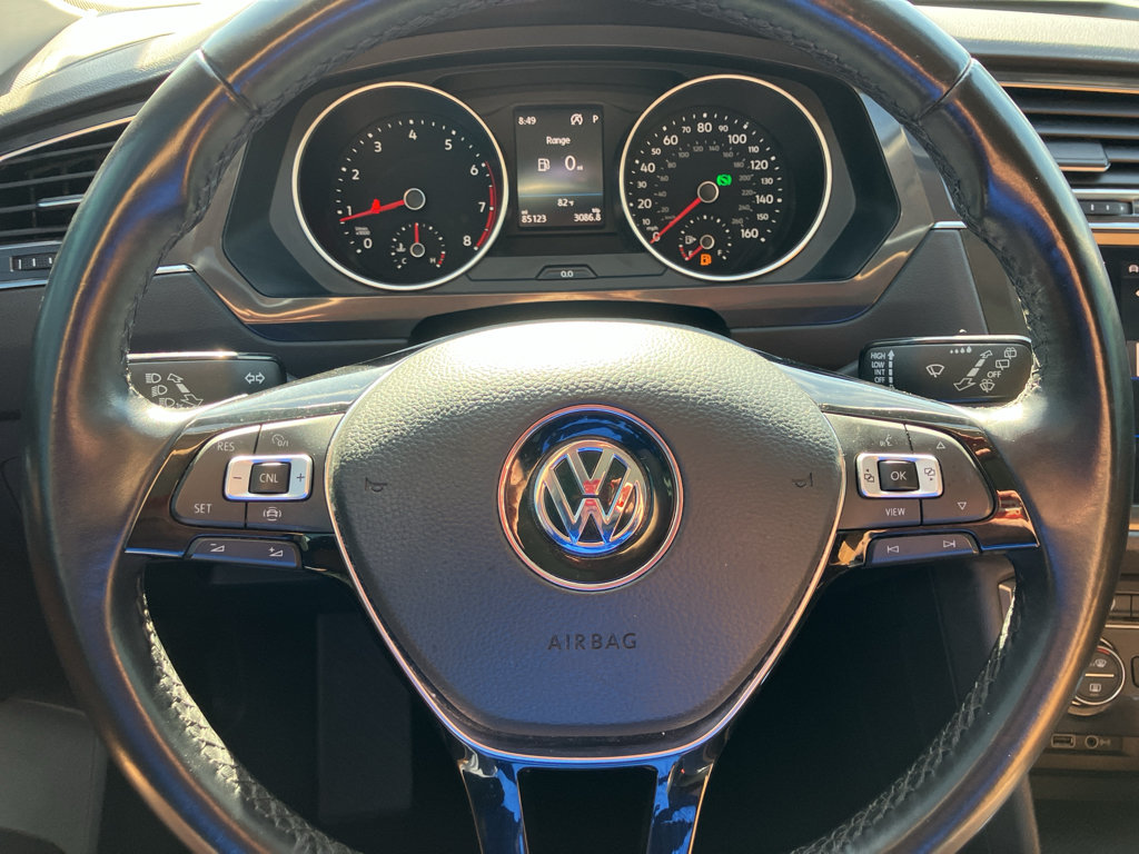 Used 2019 Volkswagen Tiguan SE AWD/4WD image 15