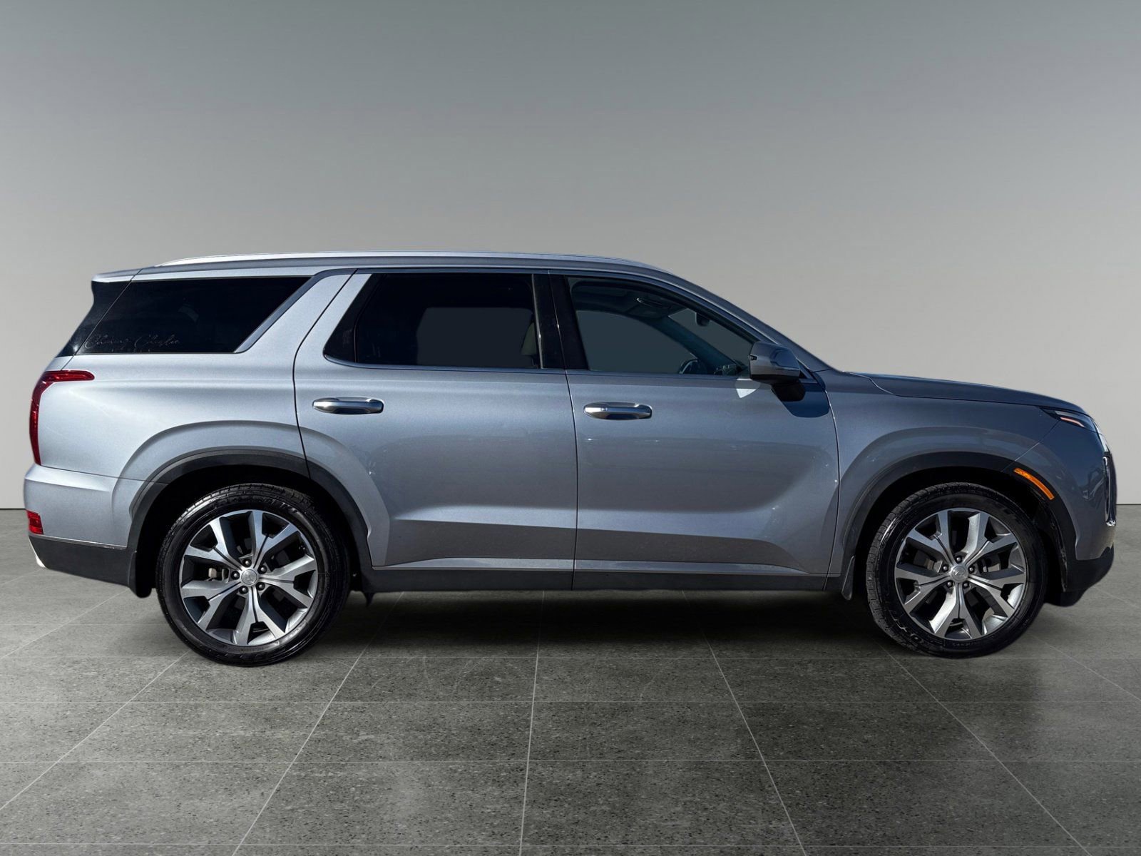 Used 2020 Hyundai Palisade SEL image 2