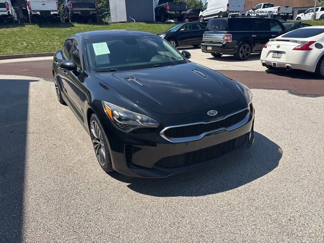 Used 2018 Kia Stinger Premium AWD/4WD image 15