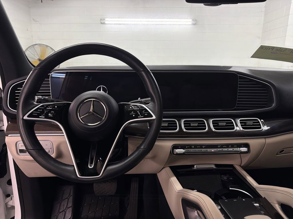 Used 2024 Mercedes-Benz GLE 350 4MATIC image 12