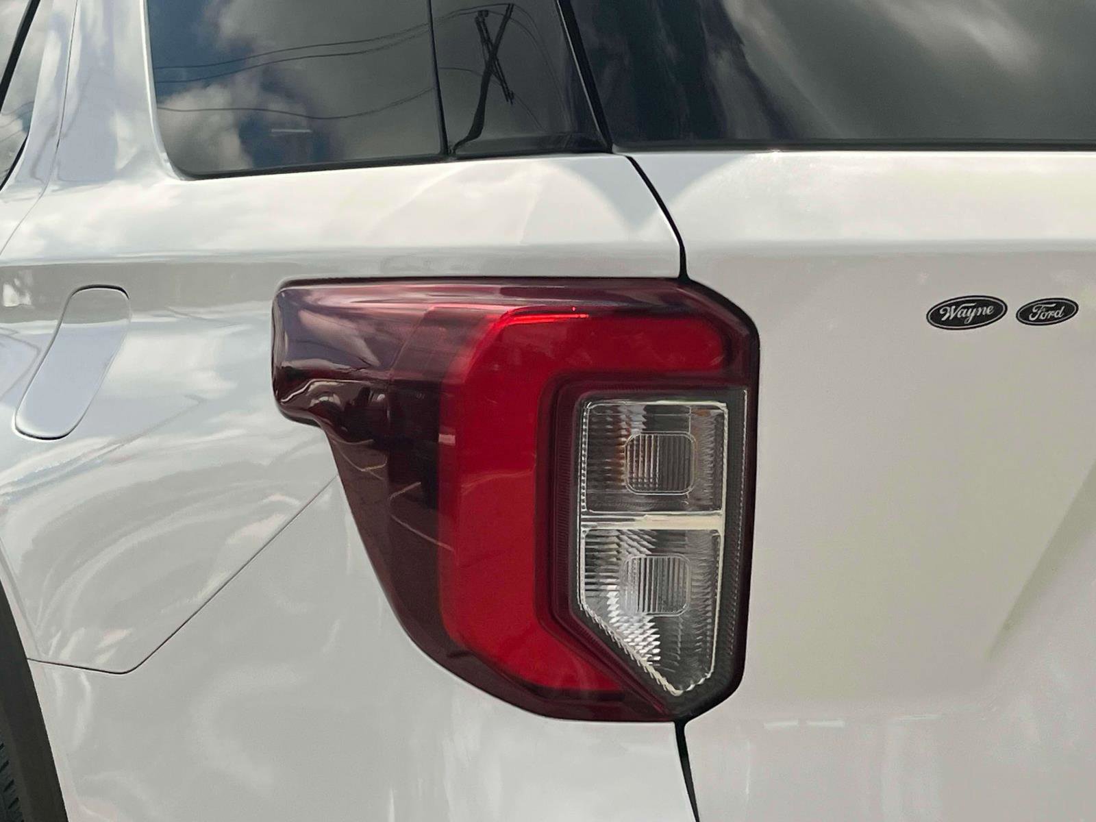 Certified 2022 Ford Explorer ST w/ ST Street Pack image 11