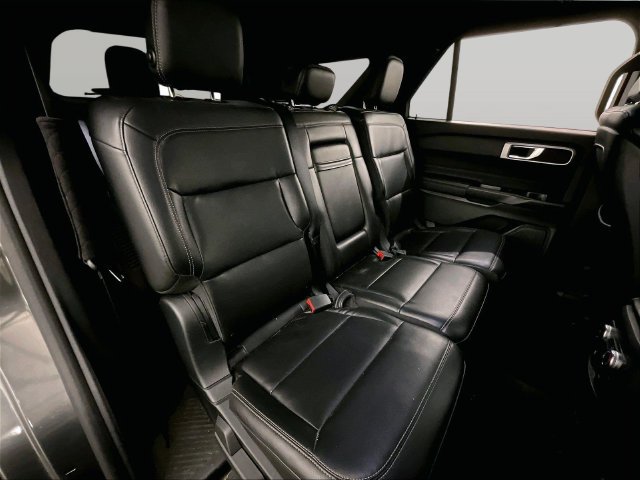 Certified 2020 Ford Explorer XLT w/ Equipment Group 202A AWD/4WD image 26