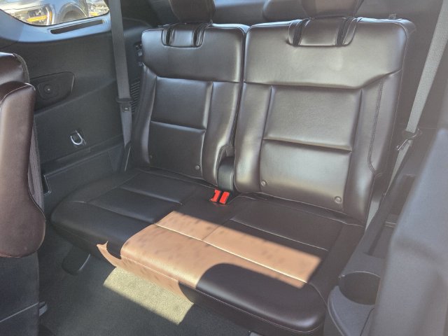 Certified 2026 Ford Explorer Platinum RWD image 14