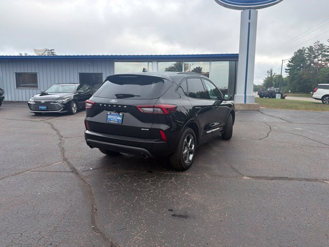 Certified 2024 Ford Escape ST-Line w/ Tech Pack #1 AWD/4WD image 11