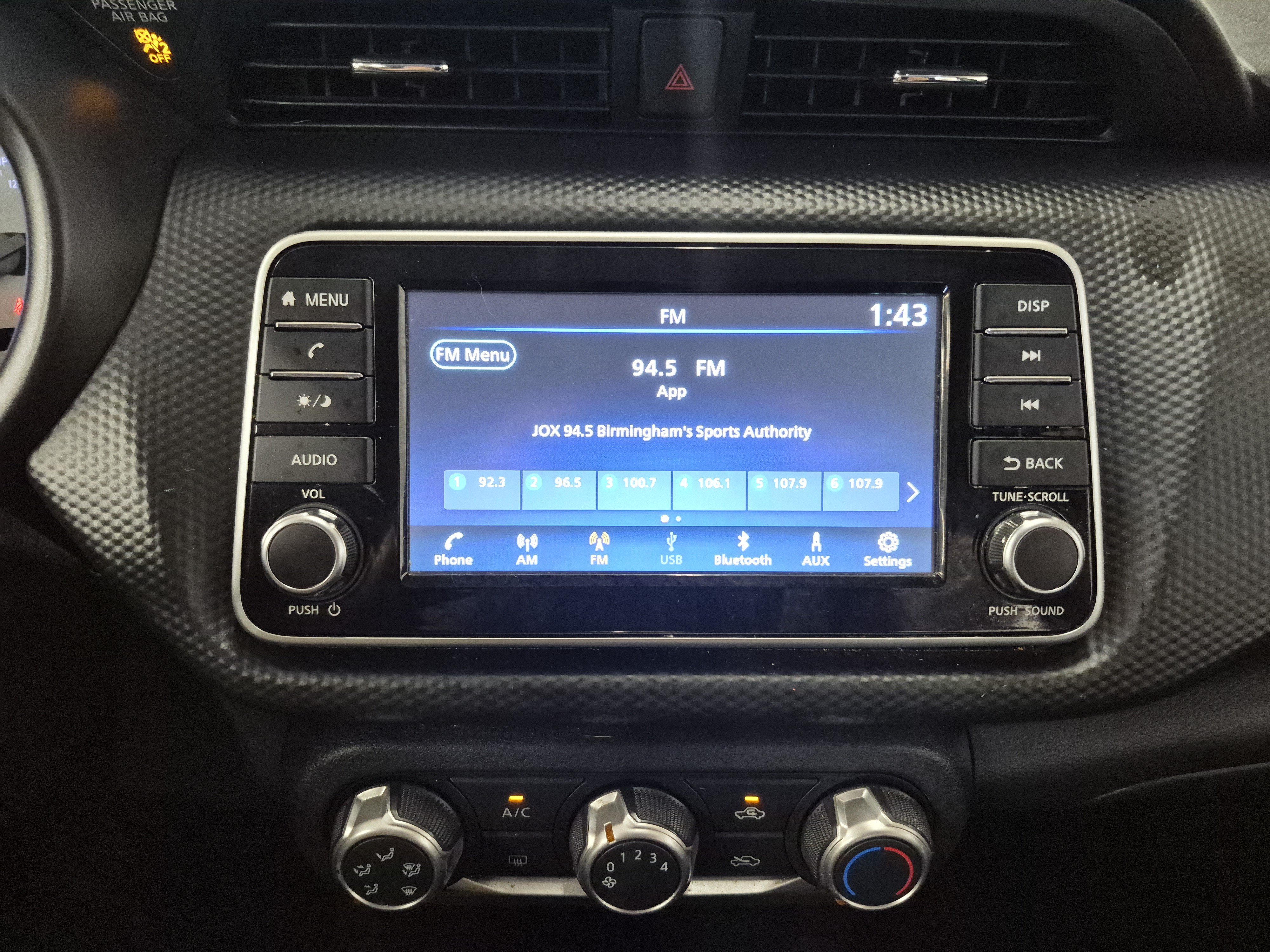 Used 2025 Nissan Kicks Play S FWD image 28