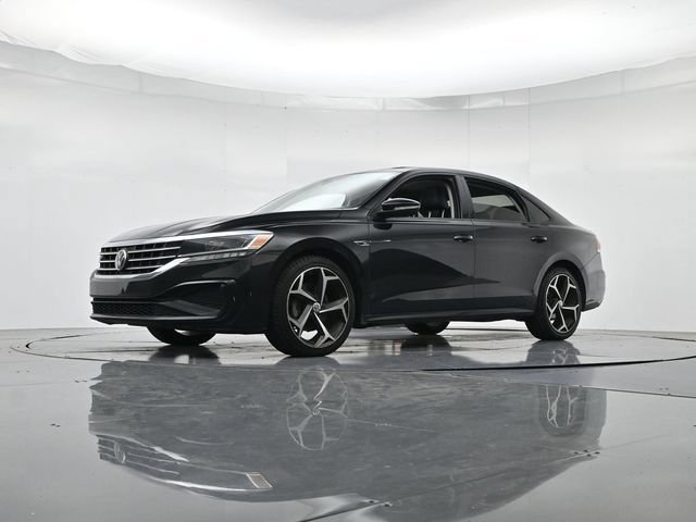 Used 2020 Volkswagen Passat 2.0T R-Line FWD image 37