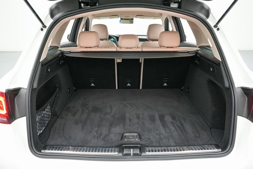 Used 2022 Mercedes-Benz GLC 300 4MATIC image 23