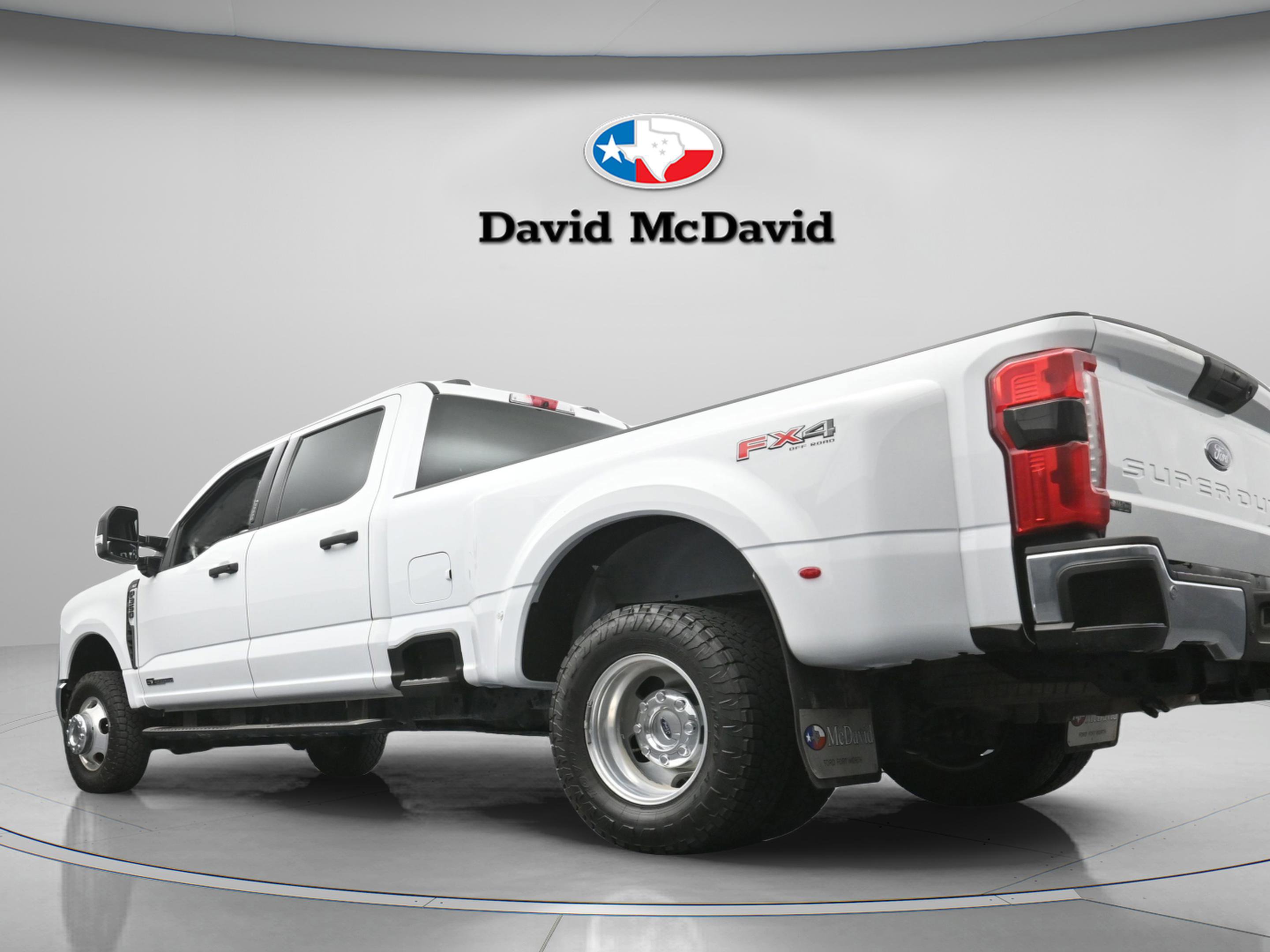 Certified 2024 Ford F350 XLT w/ 360-Degree Camera Package image 10