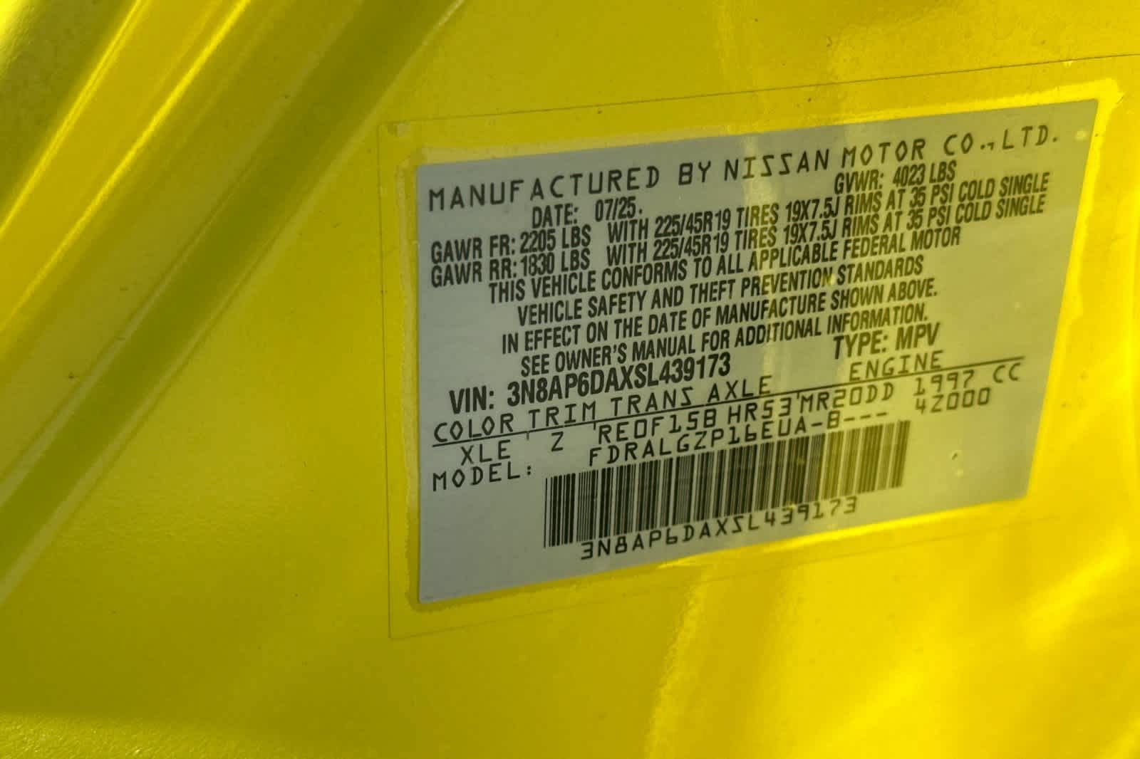 Used 2025 Nissan Kicks SR FWD image 30