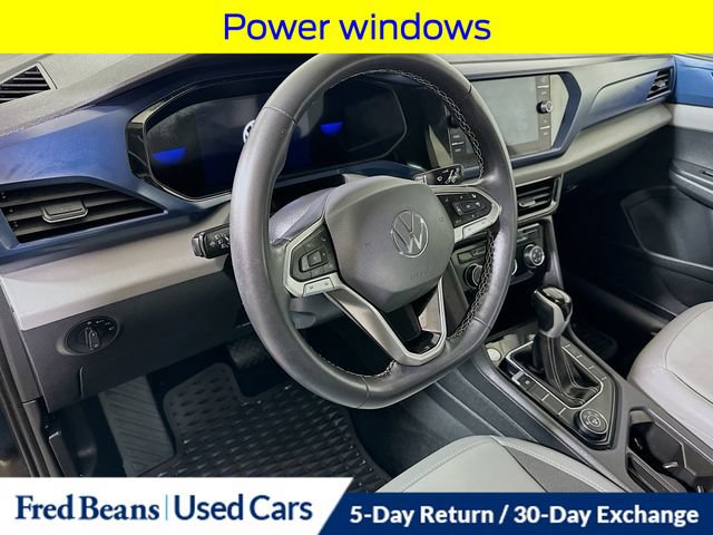 Used 2023 Volkswagen Taos SE AWD/4WD image 11
