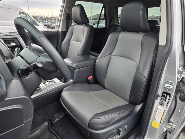 Used 2022 Toyota 4Runner SR5 Premium w/ Moonroof Package image 9