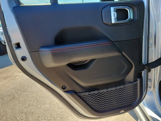 Used 2022 Jeep Gladiator Rubicon image 13