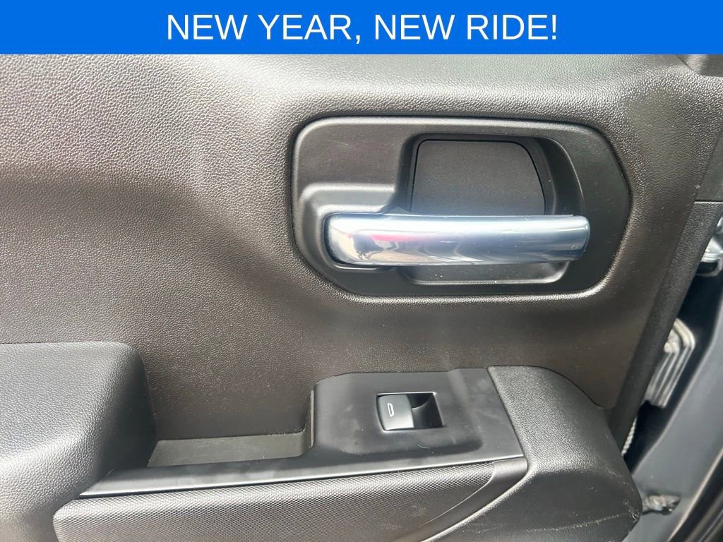 Used 2019 Chevrolet Silverado 1500 LT w/ All-Star Edition image 19