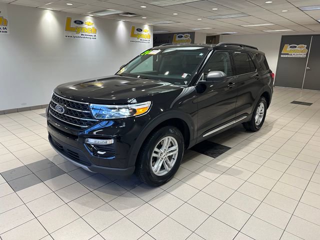 Certified 2024 Ford Explorer XLT w/ Equipment Group 202A AWD/4WD image 2