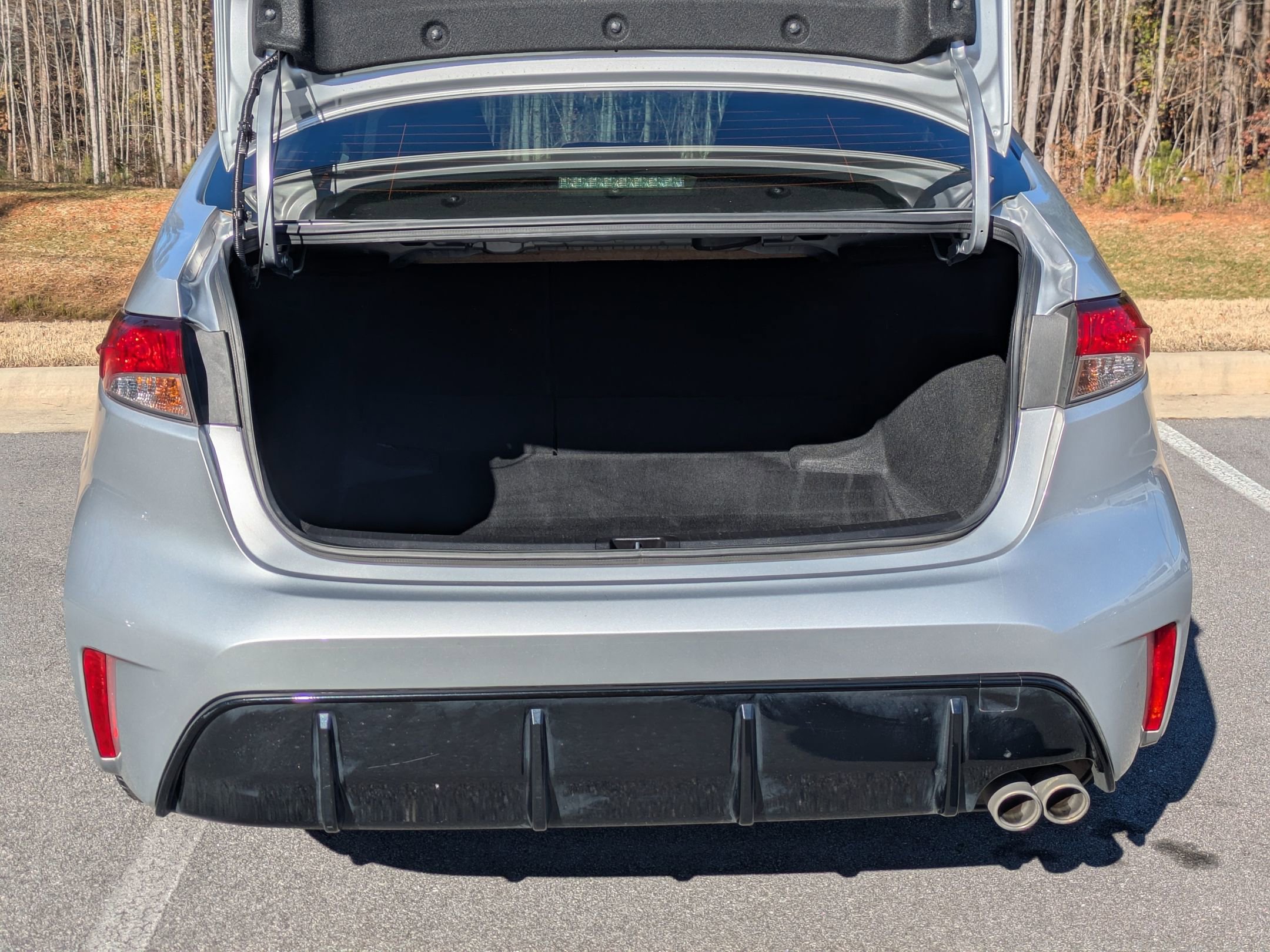 Used 2023 Toyota Corolla SE image 29