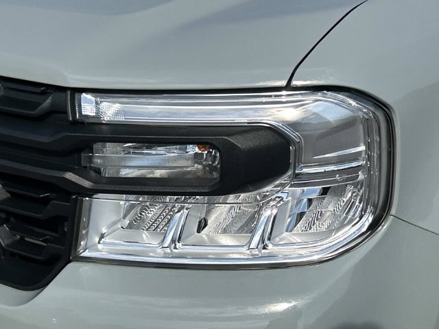 Certified 2023 Ford Maverick XL FWD image 9