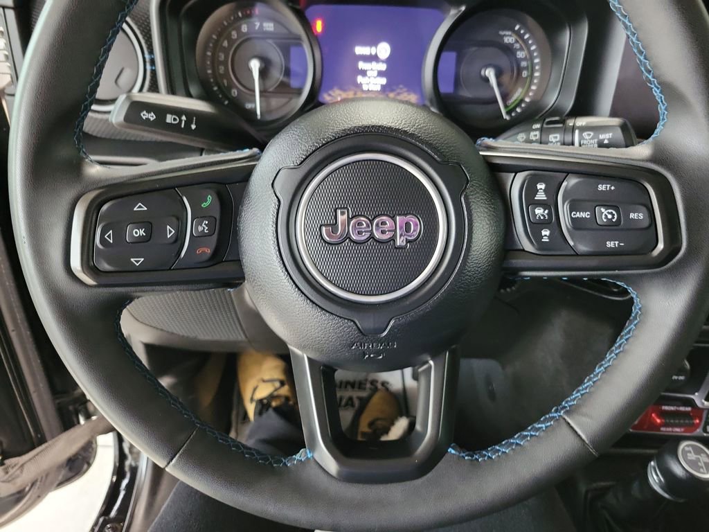Used 2024 Jeep Wrangler Unlimited Rubicon 4xe AWD/4WD image 4