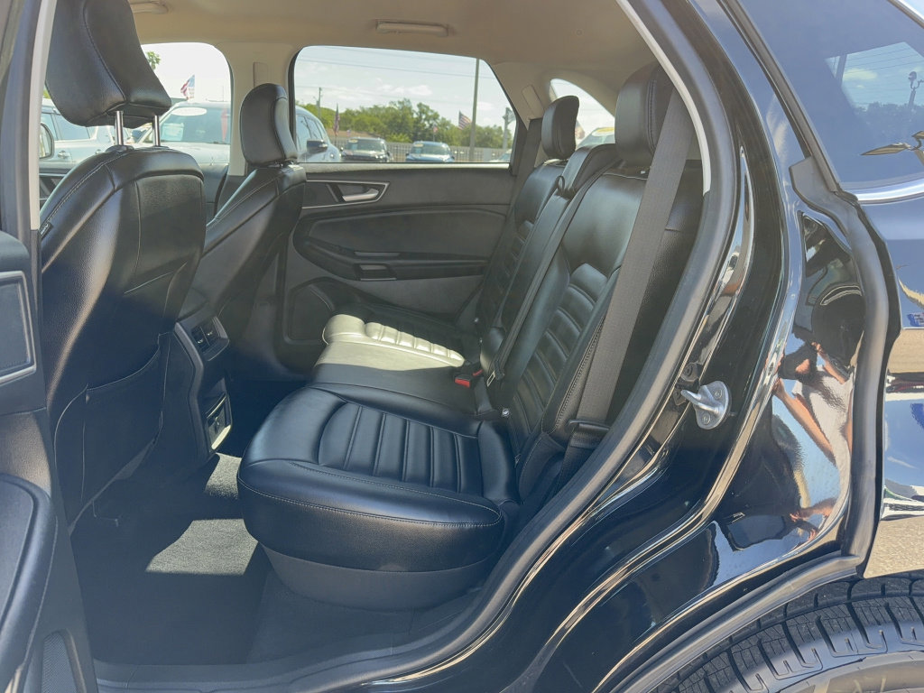 Certified 2023 Ford Edge SEL image 13