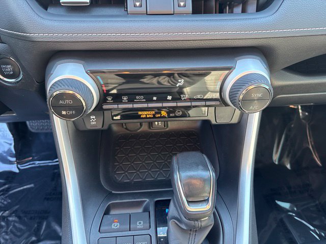 Used 2019 Toyota RAV4 XLE Premium FWD image 20