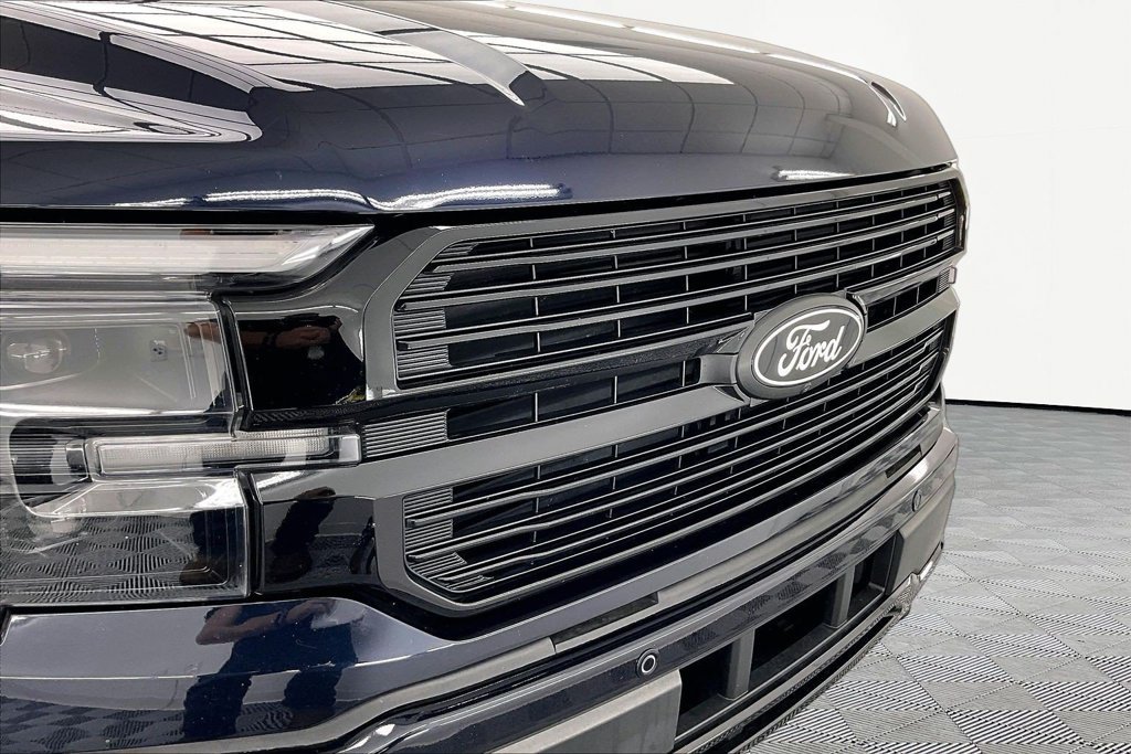 Certified 2025 Ford F150 Platinum w/ Equipment Group 702A High AWD/4WD image 29