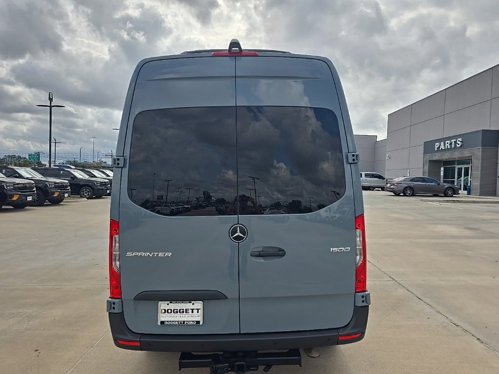 Used 2023 Mercedes-Benz Sprinter 1500 image 5