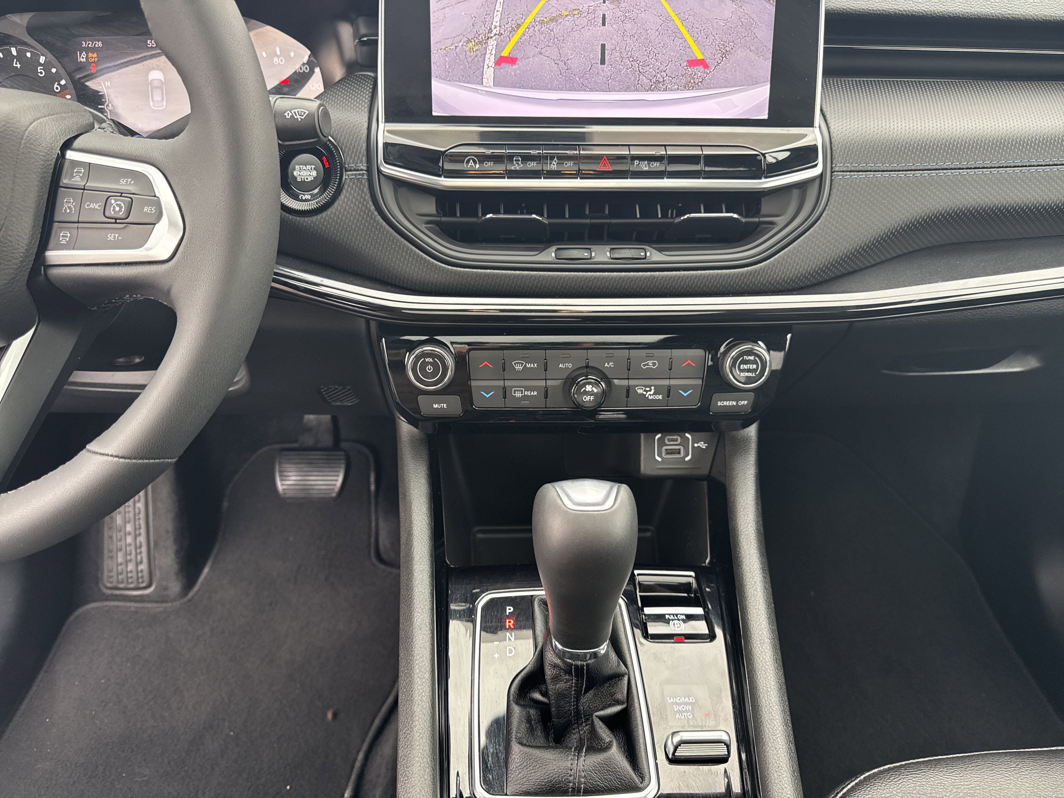 Used 2025 Jeep Compass Limited w/ Sun & Sound Group image 29